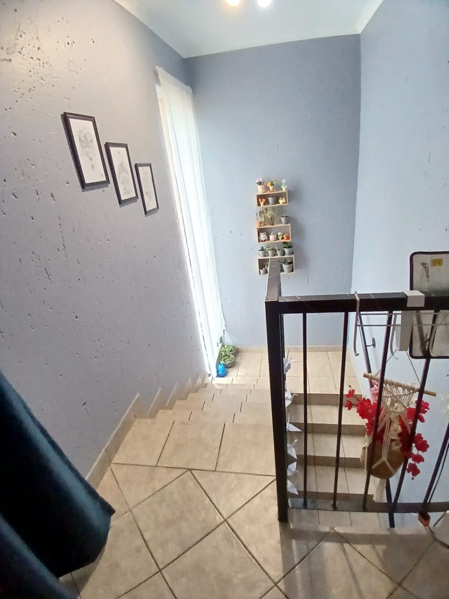 2 Bedroom Property for Sale in Vaalpark Free State
